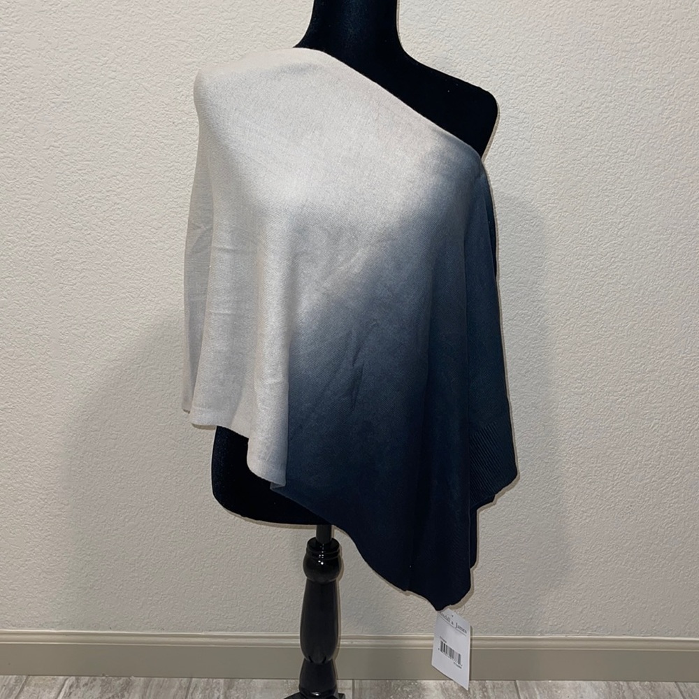 Kendall & James | Ombre Cardishawl